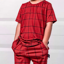 Load image into Gallery viewer, Grid Curved Hem Tee
